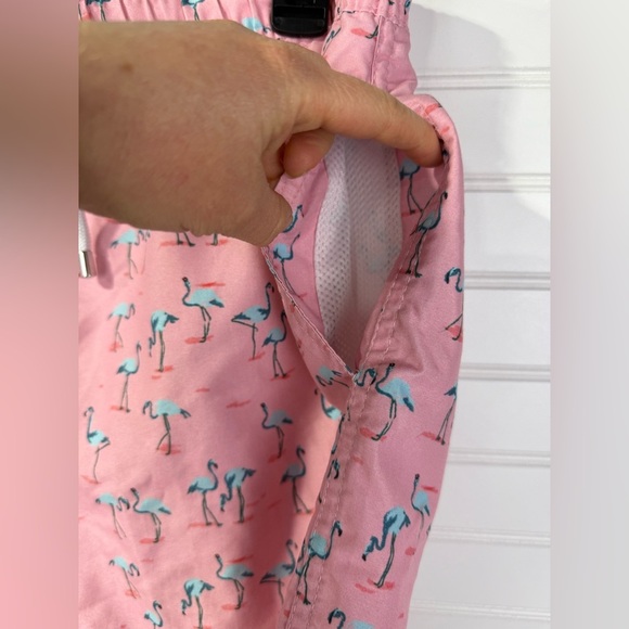 Franks men’s pink flamingo swim trunk style shorts. Size small. - Picture 5 of 6